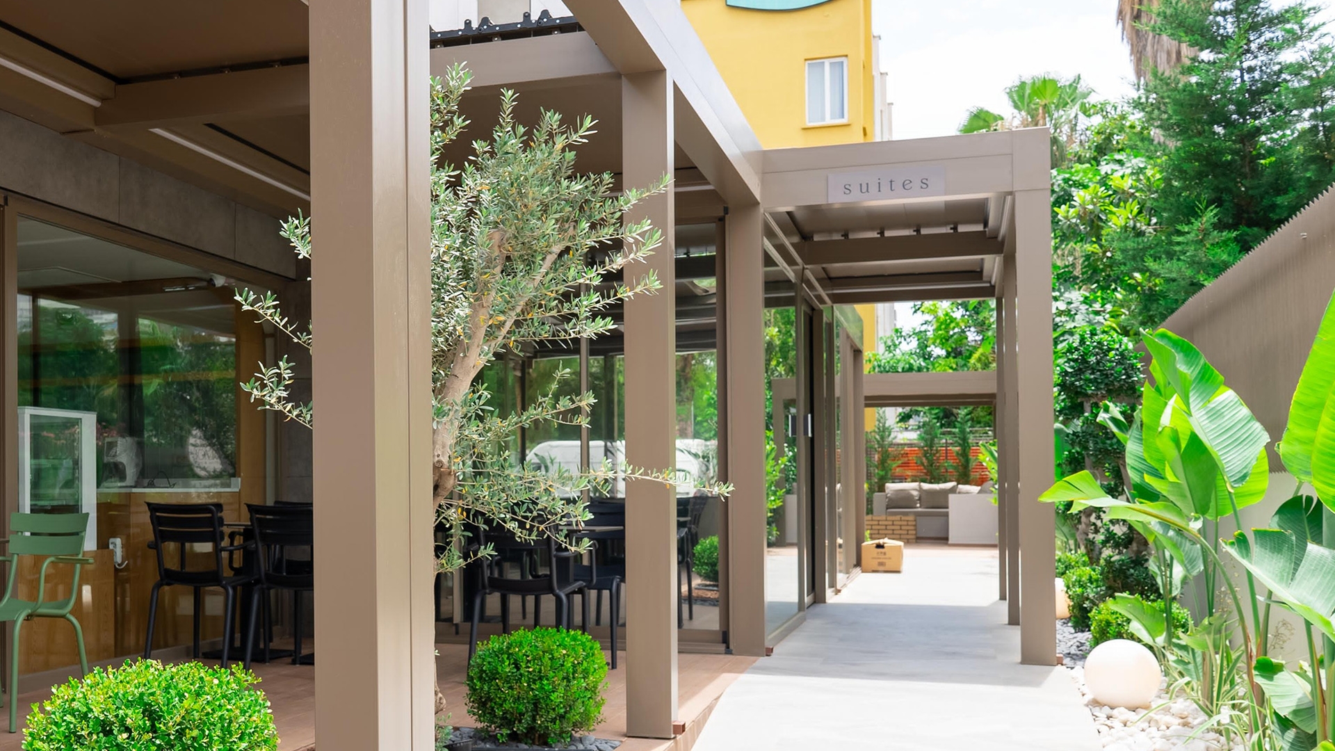 Bomo Suites Images